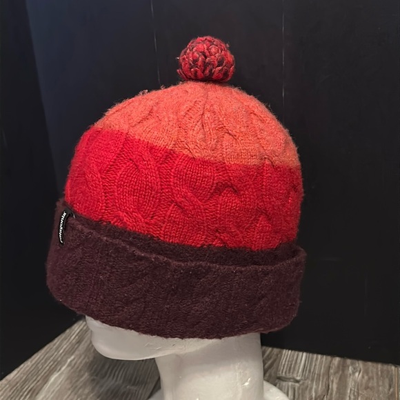 Patagonia Women’s  Beenie hat - Picture 5 of 13